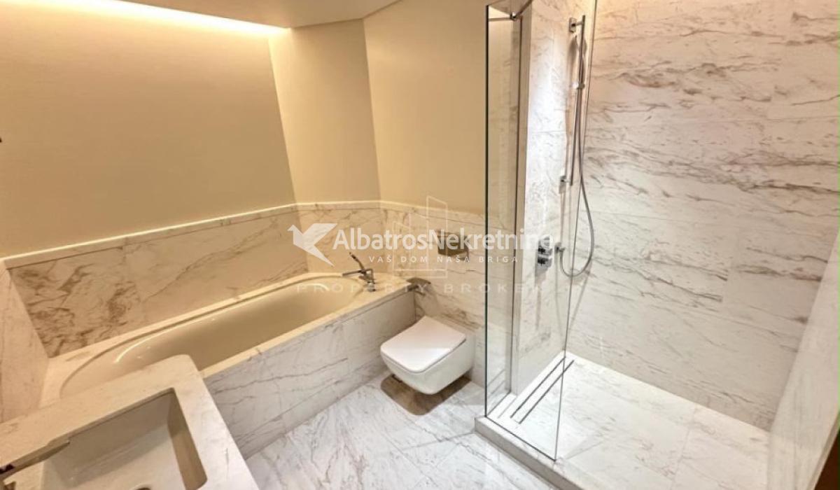 Premium St. Regis Tower Belgrade Waterfront