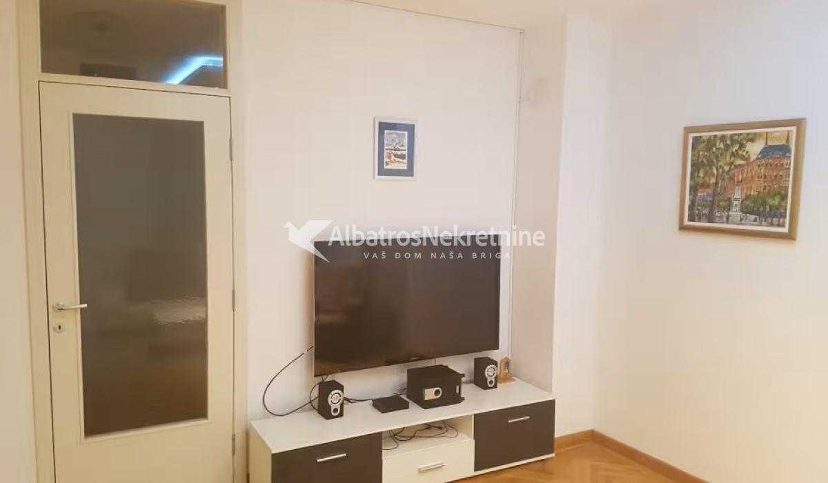 Stepa Stepanović 2.0 50m2, Kaplara Momčila Gavrića