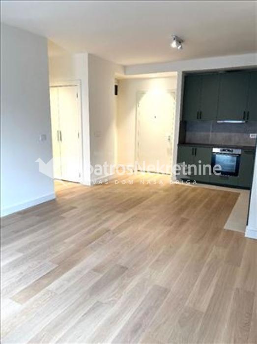 BW Eterna, 56 m2, IV sprat, sa jednim GM
