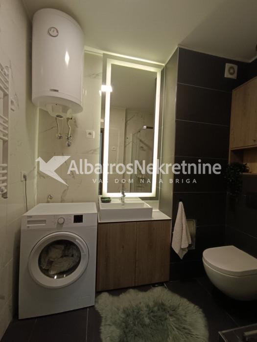 Dvosoban stan u naselju Sunnyville 45m2