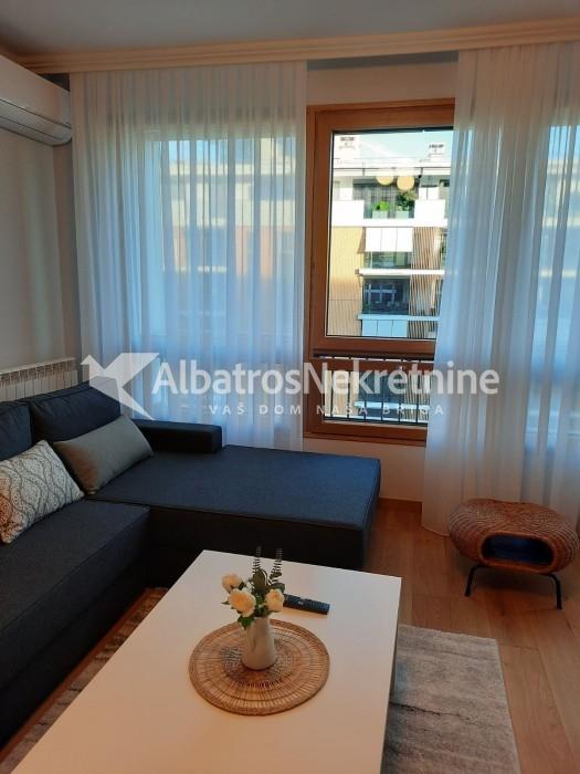 2.0 Novi Beograd-West 65