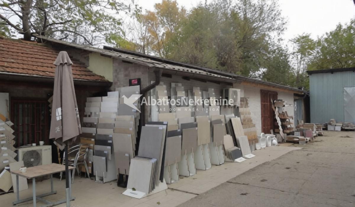Dunavska, stovarište sa poslovnim prostorom 1300m2