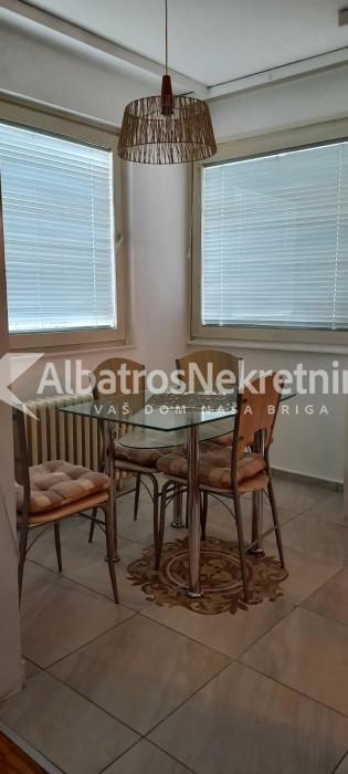 2.5 stan, izdavanje