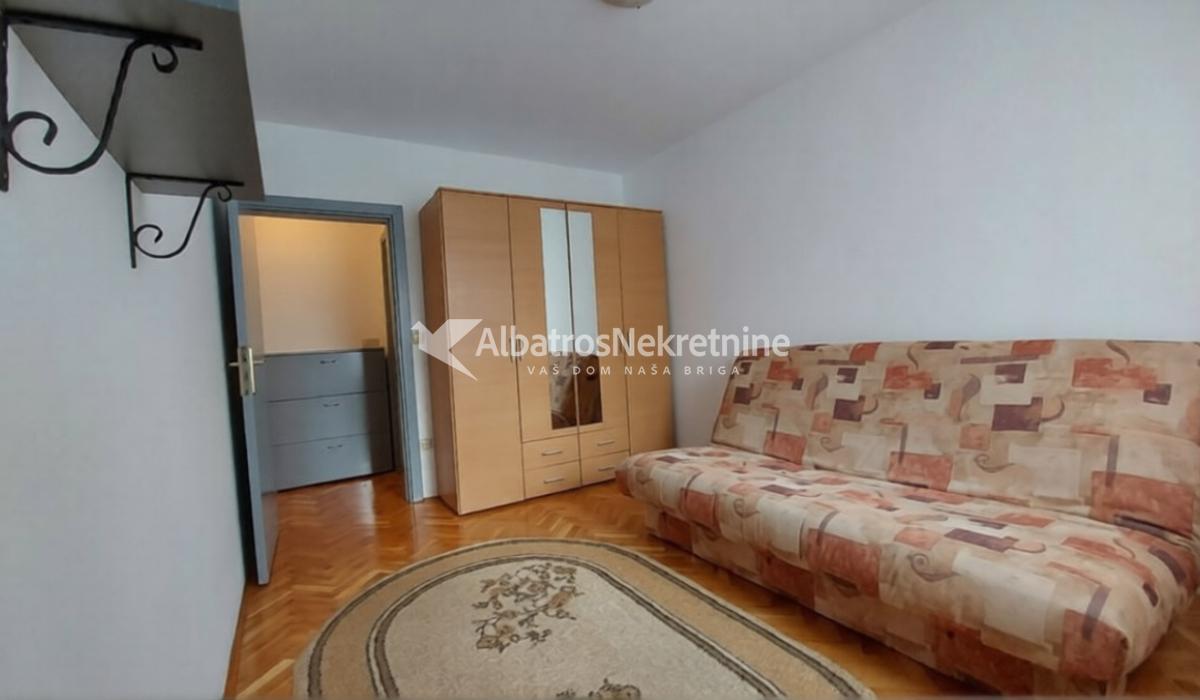 LION - stan sa 3 zasebne sobe - 80m2