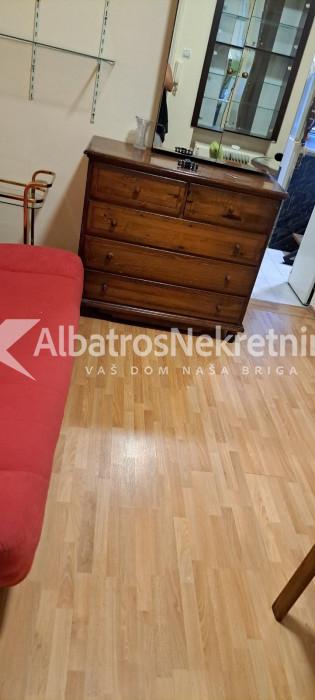 Jednosoban stan Birčaninova