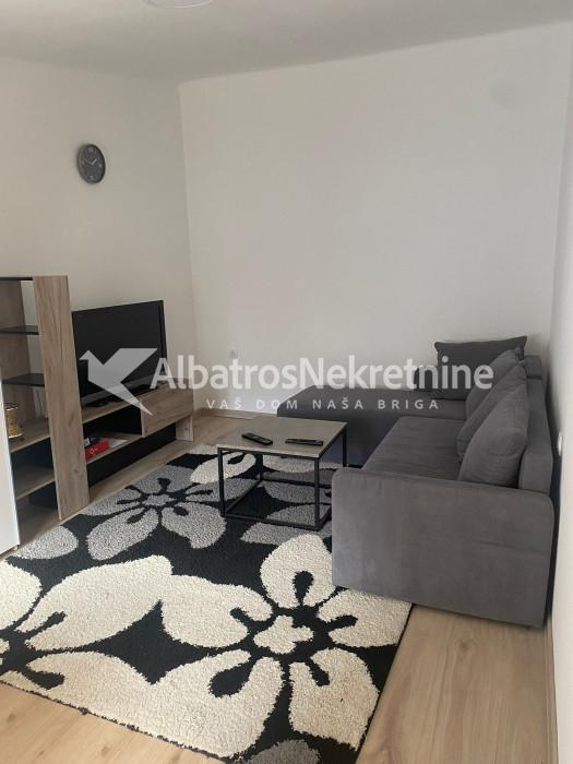 Renoviran stan Dorćol