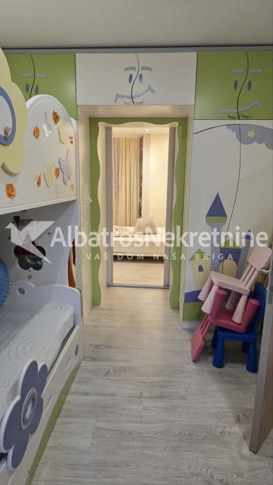 Vracar 72m2 lux
