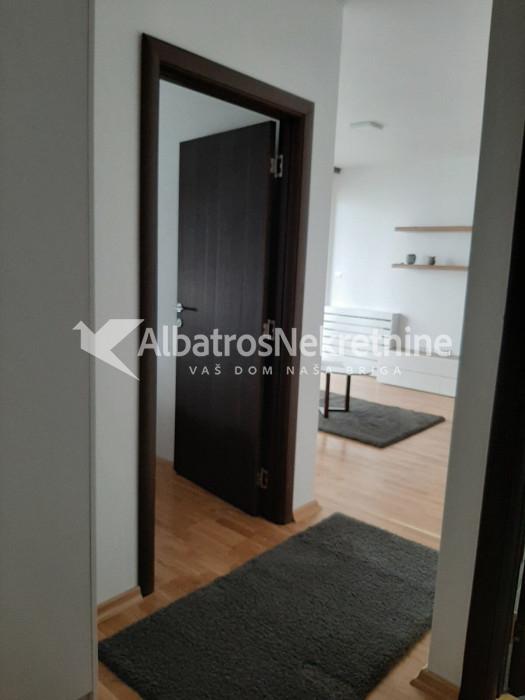 Dvosoban stan u naselju Sunnyville 45m2