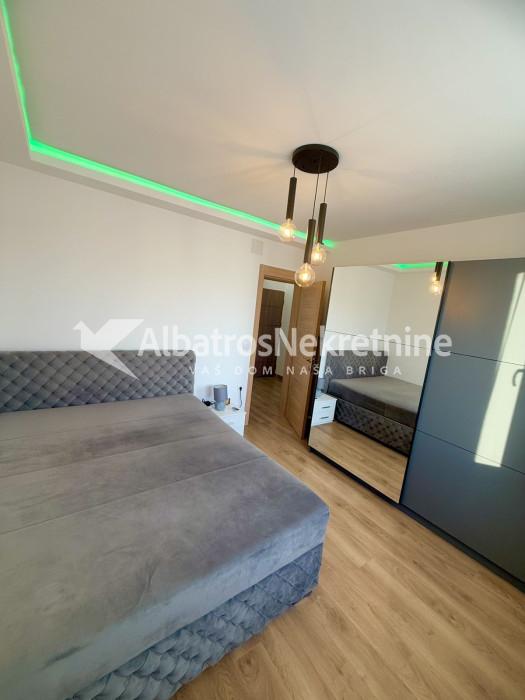 Lux stan sa balkonom, Okruzen zelenilom