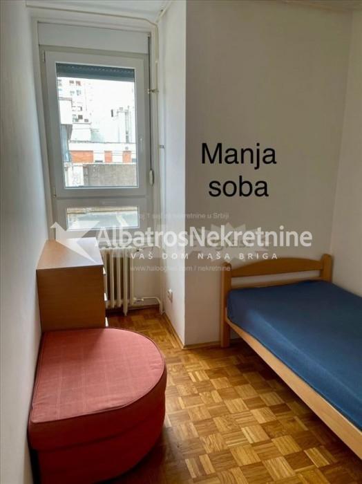 3.0 Novi Beograd-Blok 30