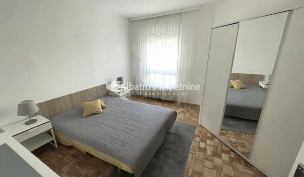 NOV trosoban stan,70m²,Svetao,Kompletno opremljen