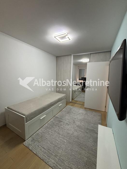 Blok 22, Sava centar, luksuzan, garaza, sve novo