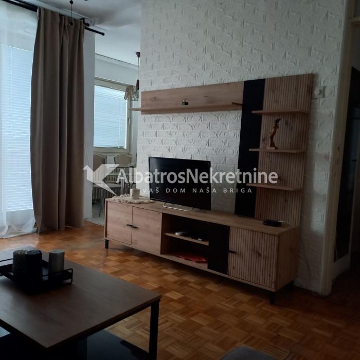 2.5 stan, izdavanje