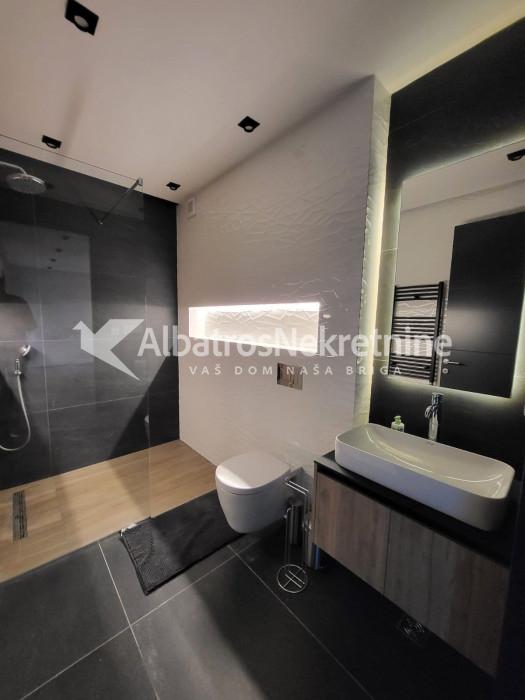 Lux duplex na Vracaru