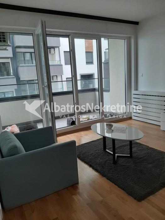 Dvosoban stan u naselju Sunnyville 45m2