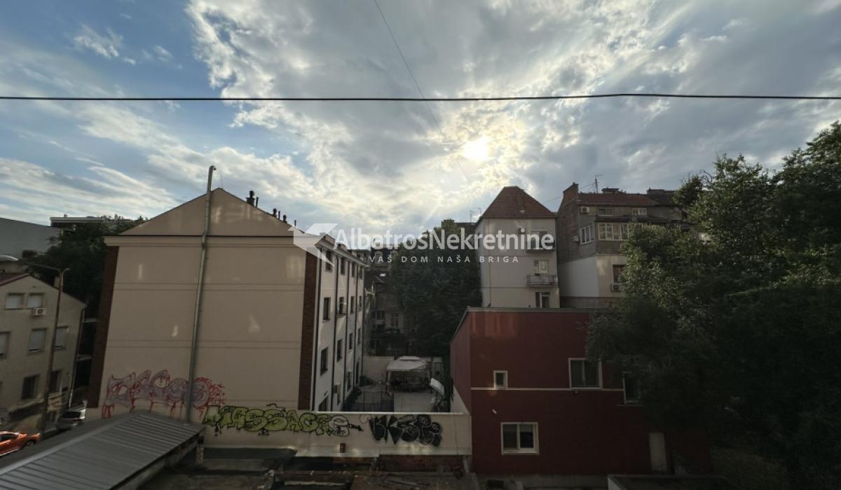 Namešten 2-soban stan u blizini Botaničke bašte