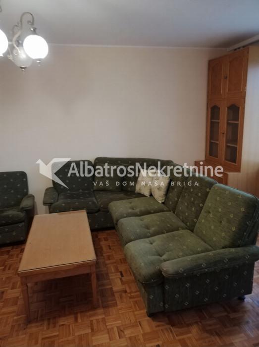 trosoban namešten stan
