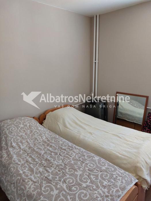 Izdavanje 2.5 stana, Novi Beograd