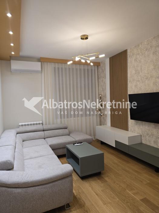Lux stan sa garažom Palilula Hadzipopovac