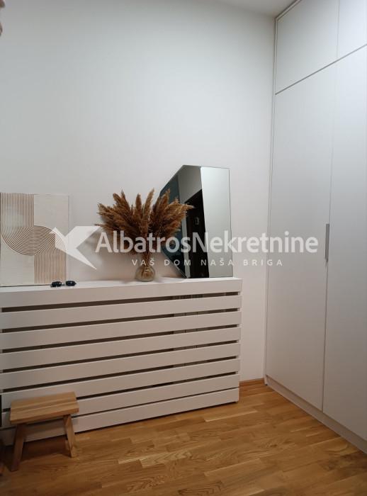 Dvosoban stan u naselju Sunnyville 45m2