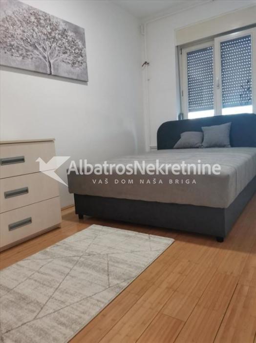 Blok 61, LUX, u novijoj zgradi