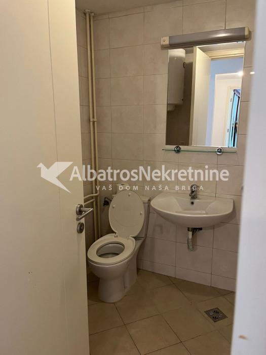 Dvosoban stan 60 m² polunamešten - Belvil Blok 67