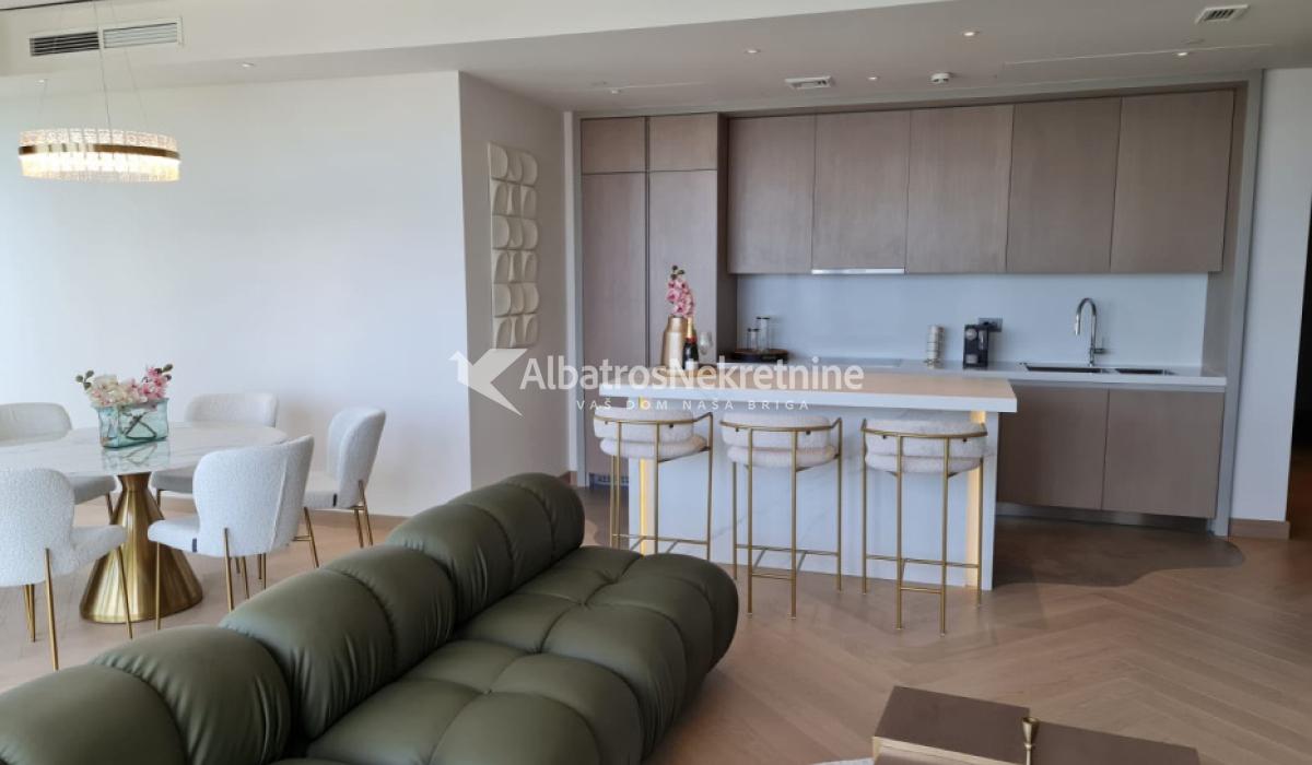 Premium St. Regis Tower Belgrade Waterfront