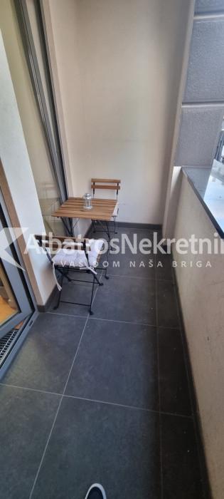 Novi Beograd, West 65, I sprat
