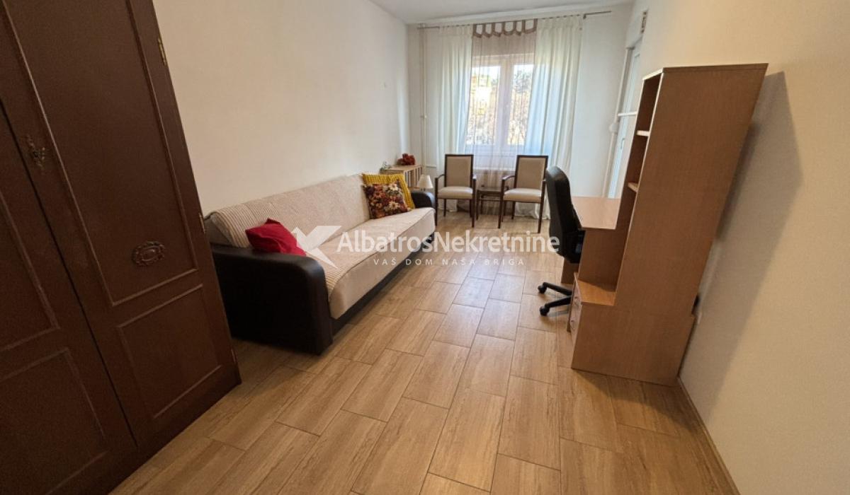 Komforan, lux, svetao stan