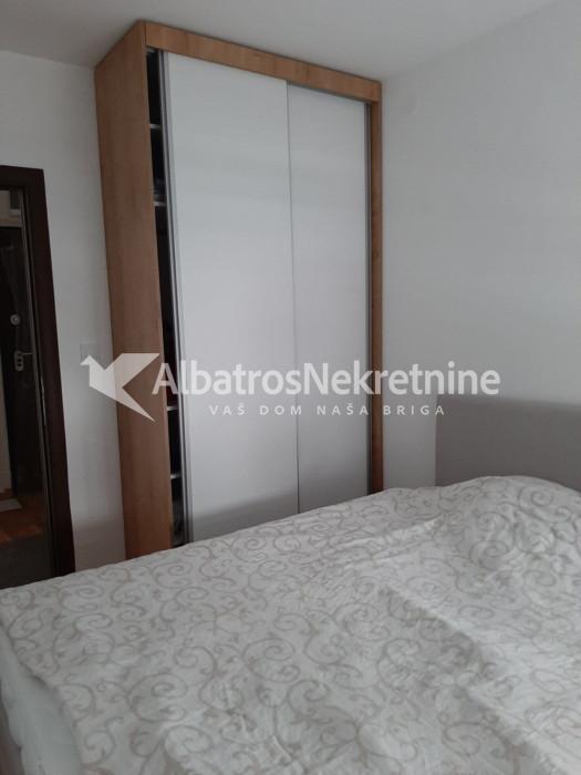 Dvosoban stan u naselju Sunnyville 45m2