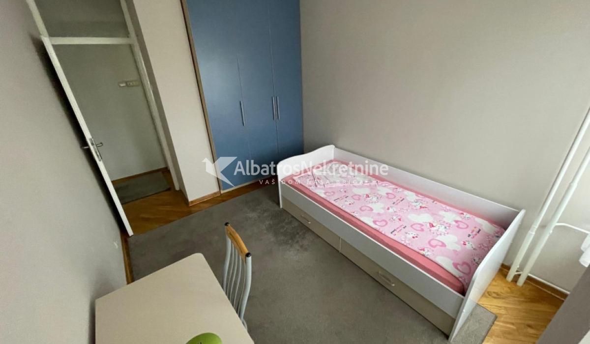 Stan 23. blok sa garažom