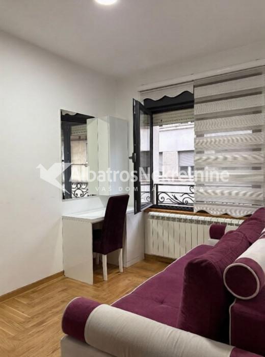 TOP ponuda, LUX, 40m2, 2.0, Crveni krst