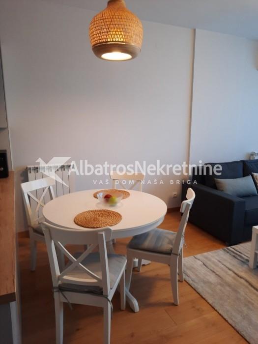 2.0 Novi Beograd-West 65