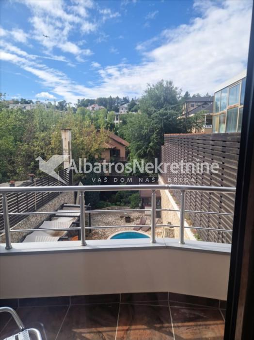 Ekskluzivni Duplex sa bazenom-Dedinje, 160m2